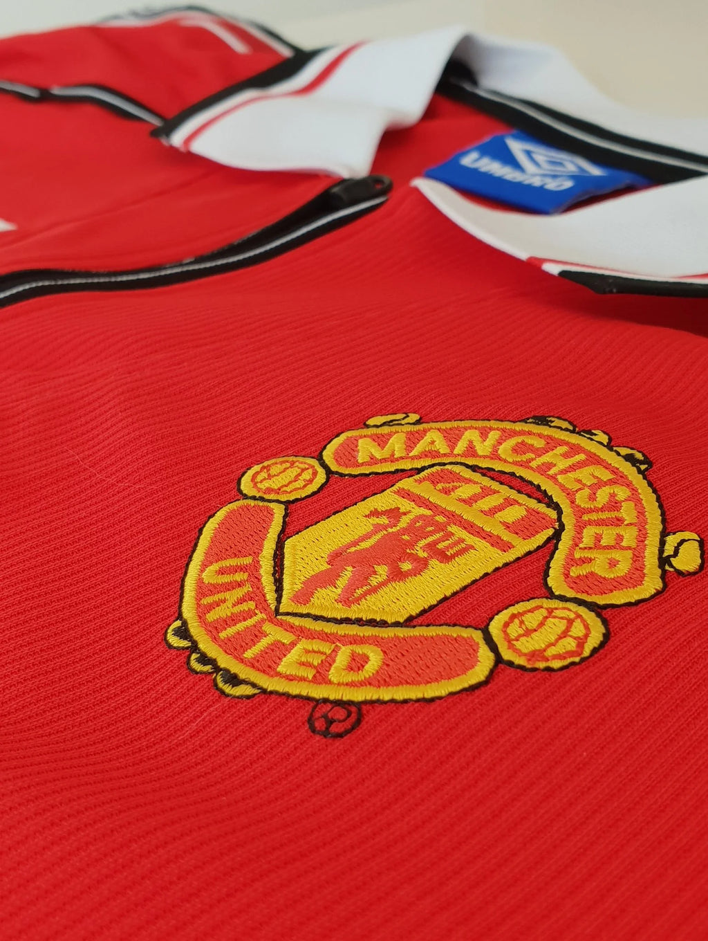 Manchester United 1998-1999 Home Jersey